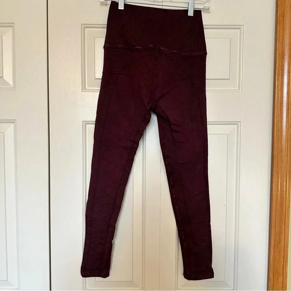 Avocado ribbed maroon leggings size XS/S - Picture 3 of 7